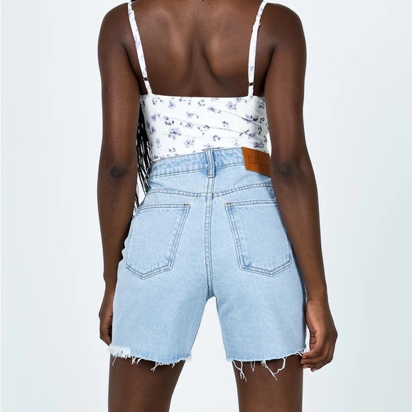 Princess Polly Denim Shorts **NWT** - Picture 4 of 4